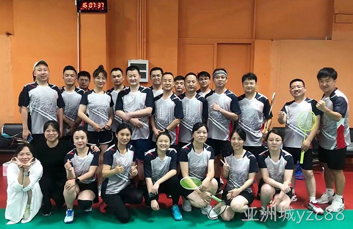 挥洒汗水，升华友谊——首尔&亚洲城yzc88羽毛球联谊赛